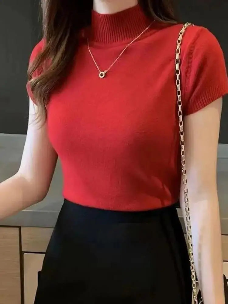 Women’s Mock Neck Short Sleeve Fitted Knit Top