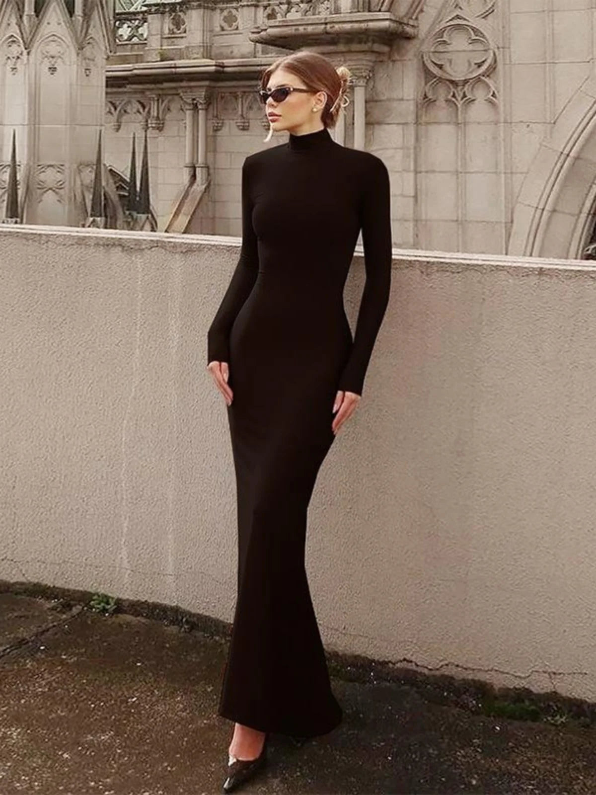 Élise High Neck Gown